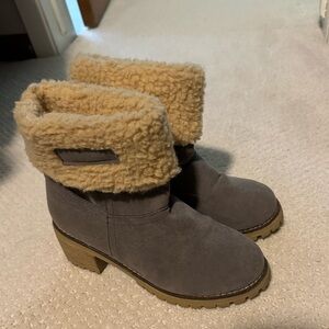 Women’s winter boots